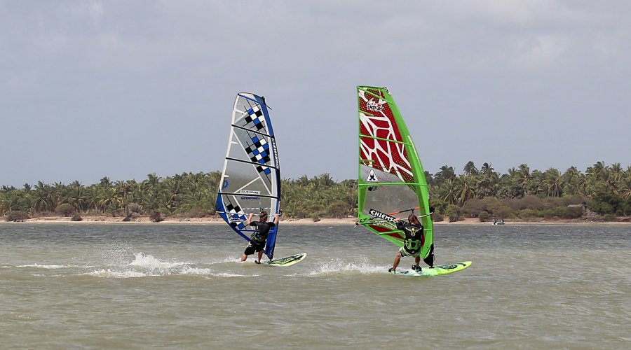 windsurfing