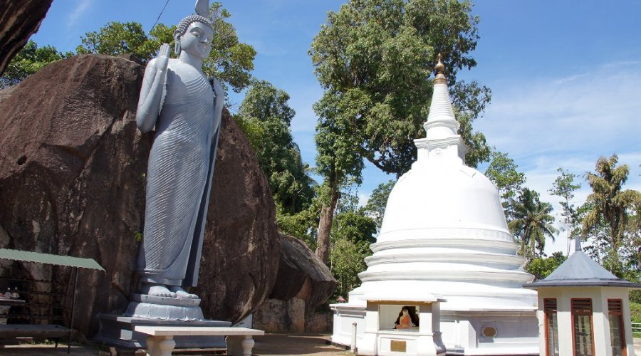 Yatagala temple