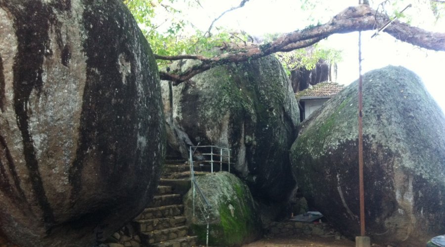 Yatagala temple